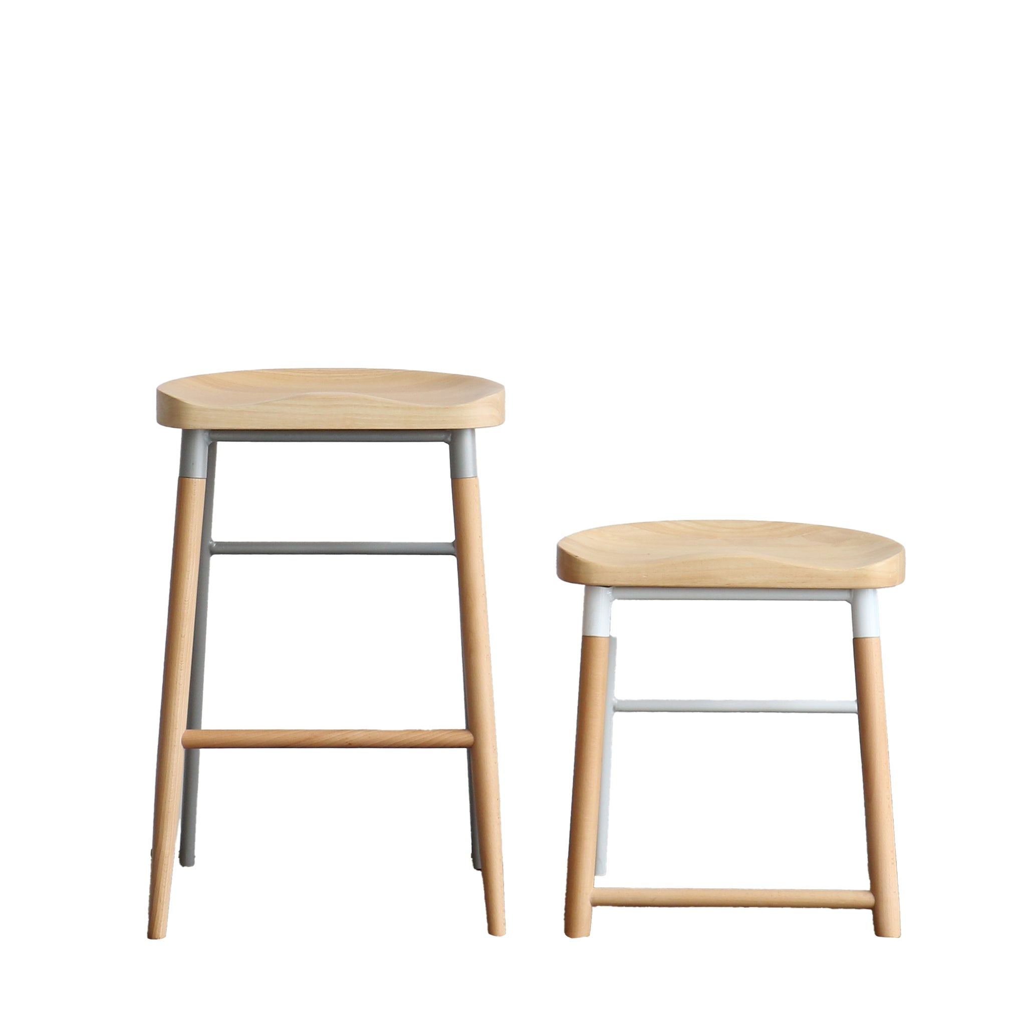 NovodiA Bar Stool スツール 椅子 木製　 高さ45cm NovodiA Bar Stool | カフェ用家具・業務用家具の専門店 kagupot