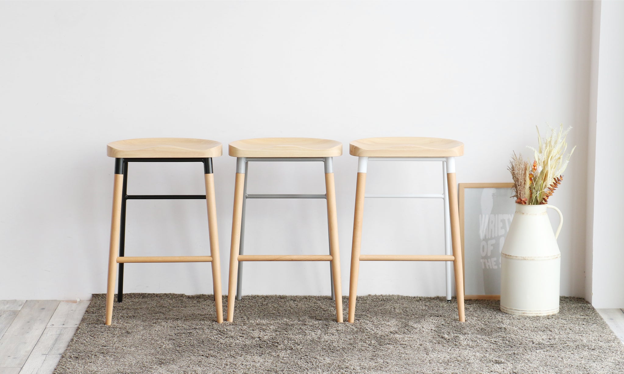 NovodiA Bar Stool スツール 椅子 木製　 高さ45cm NovodiA Bar Stool | カフェ用家具・業務用家具の専門店 kagupot