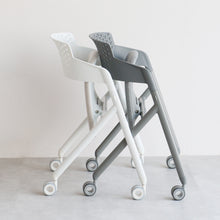 画像をギャラリービューアに読み込む, Meeting Chair 07
