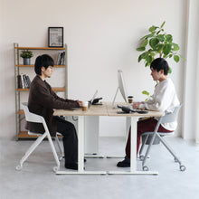 画像をギャラリービューアに読み込む, Meeting Chair 07
