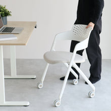 画像をギャラリービューアに読み込む, Meeting Chair 07
