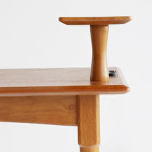 画像をギャラリービューアに読み込む, OAKER Half Round Table
