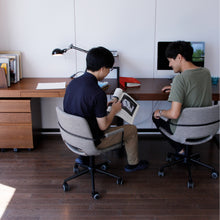画像をギャラリービューアに読み込む, Office Arm Chair -tihn-
