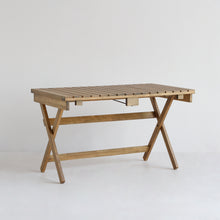 画像をギャラリービューアに読み込む, LUFT Folding Table　
